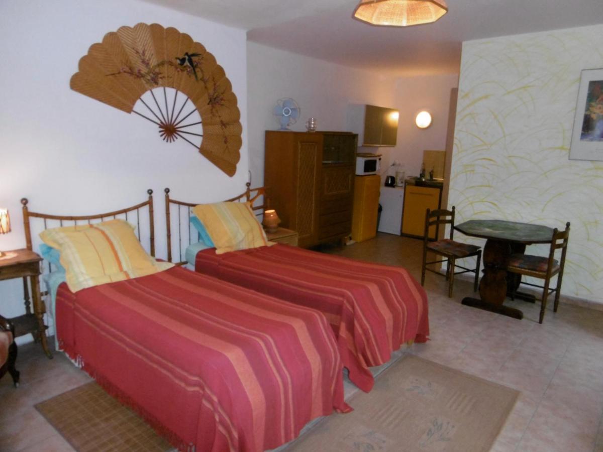 Valaurie Le Val Leron Bed & Breakfast エクステリア 写真