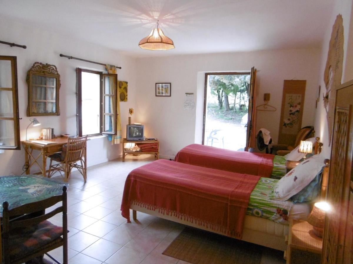 Valaurie Le Val Leron Bed & Breakfast エクステリア 写真
