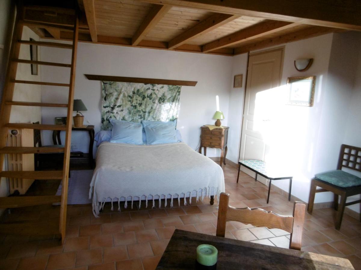 Valaurie Le Val Leron Bed & Breakfast エクステリア 写真